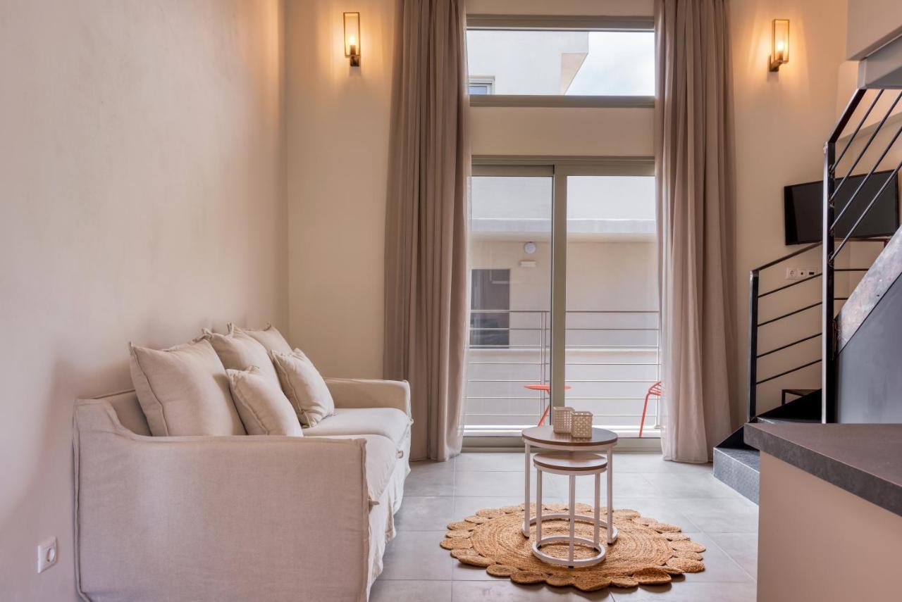 Saronis Suites Saronida Eksteriør billede